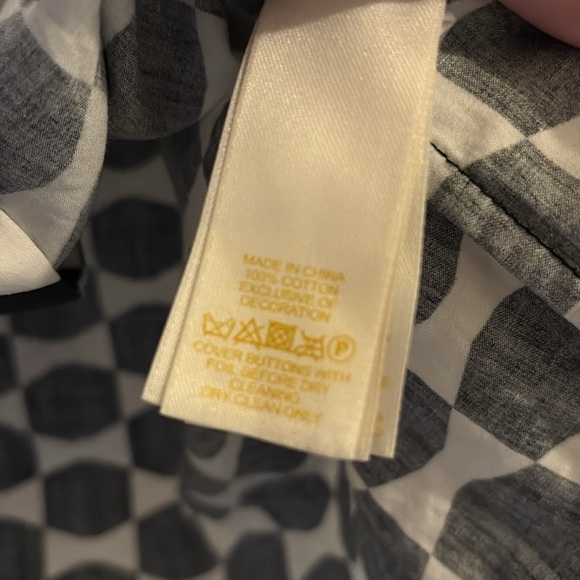 Kate Spade women’s size 0 Black and White Geometric button down - 100% cotton - Picture 3 of 7